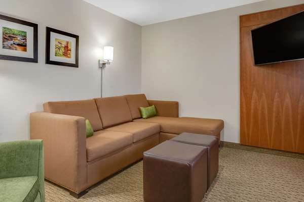  - Comfort Inn Millersburg