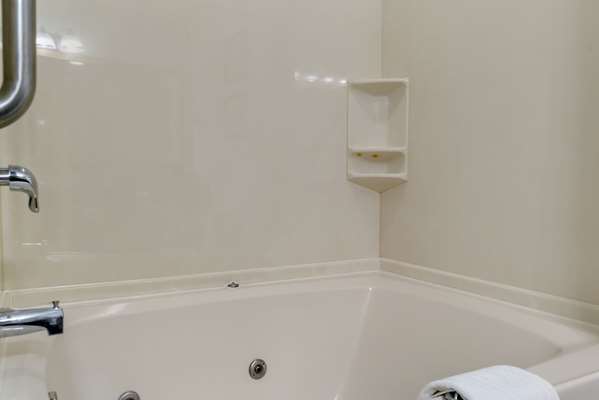  - Comfort Inn Oregon - I-280, Exit 7