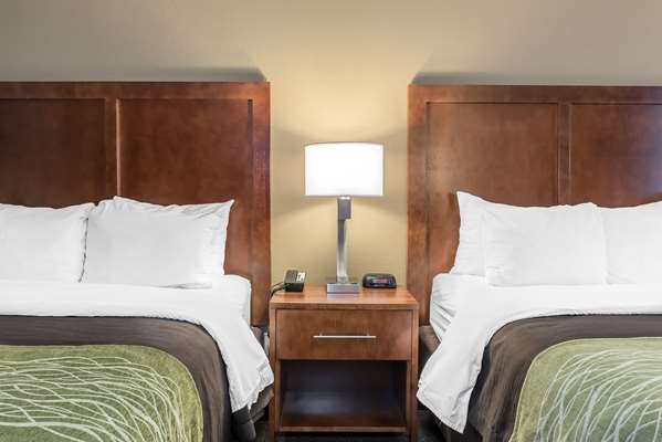  - Comfort Inn Piqua - I-75, Exit 82