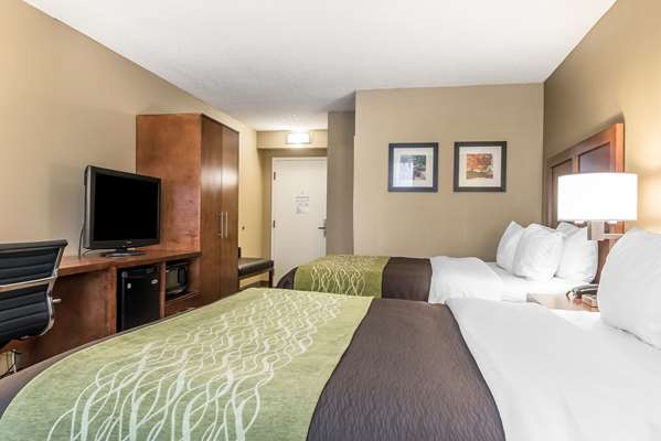  - Comfort Inn Piqua - I-75, Exit 82