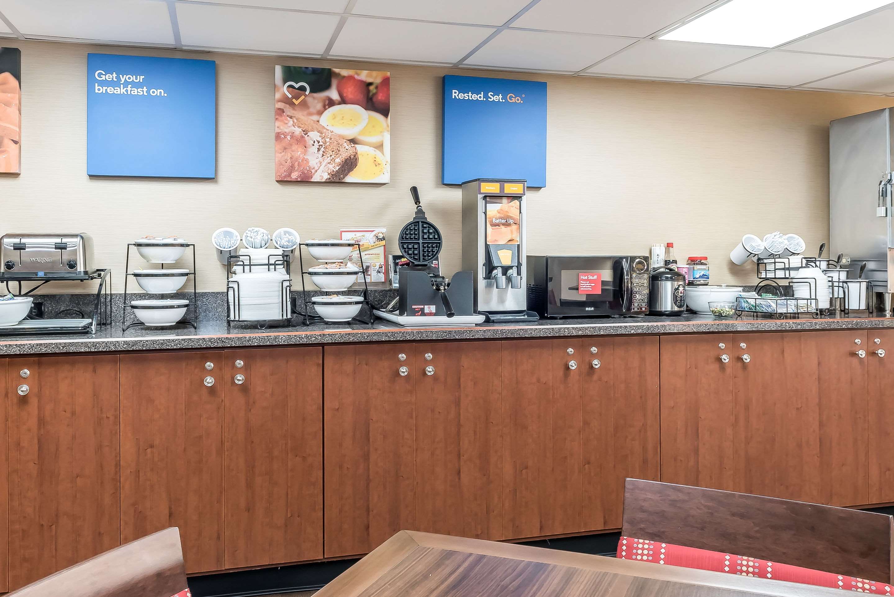 Breakfast area