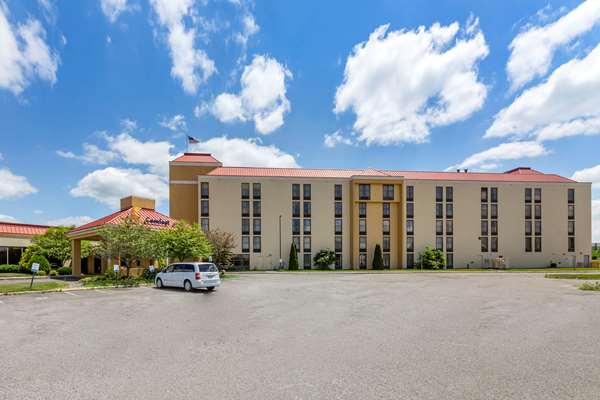 Exterior view - Comfort Inn Alliance