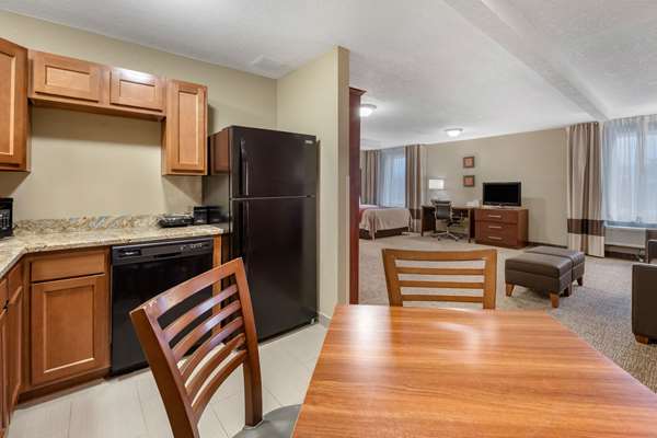  - Comfort Inn Bellville - I-71, Exit 165