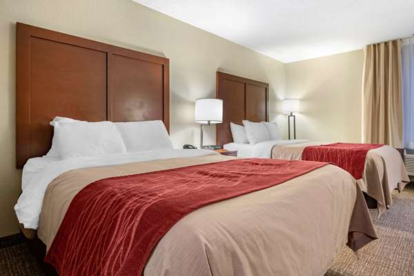  - Comfort Inn Bellville - I-71, Exit 165
