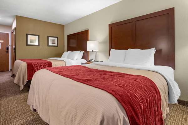  - Comfort Inn Bellville - I-71, Exit 165