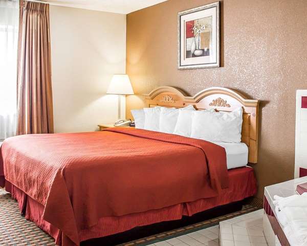 Suite - Quality Inn Elyria - I-90, Exit 145