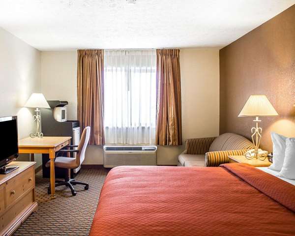  - Quality Inn Elyria - I-90, Exit 145