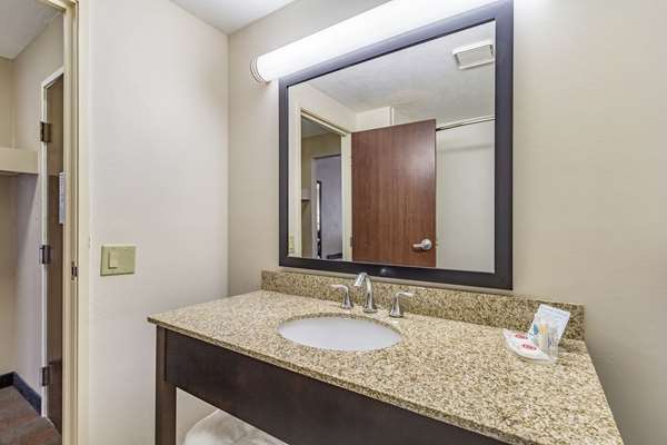  - Comfort Inn Independence