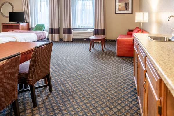  - Quality Inn & Suites Seville - I-71, Exit 209