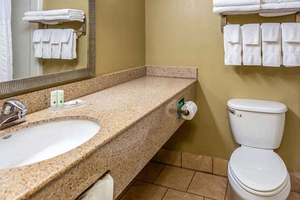  - Quality Inn & Suites Seville - I-71, Exit 209