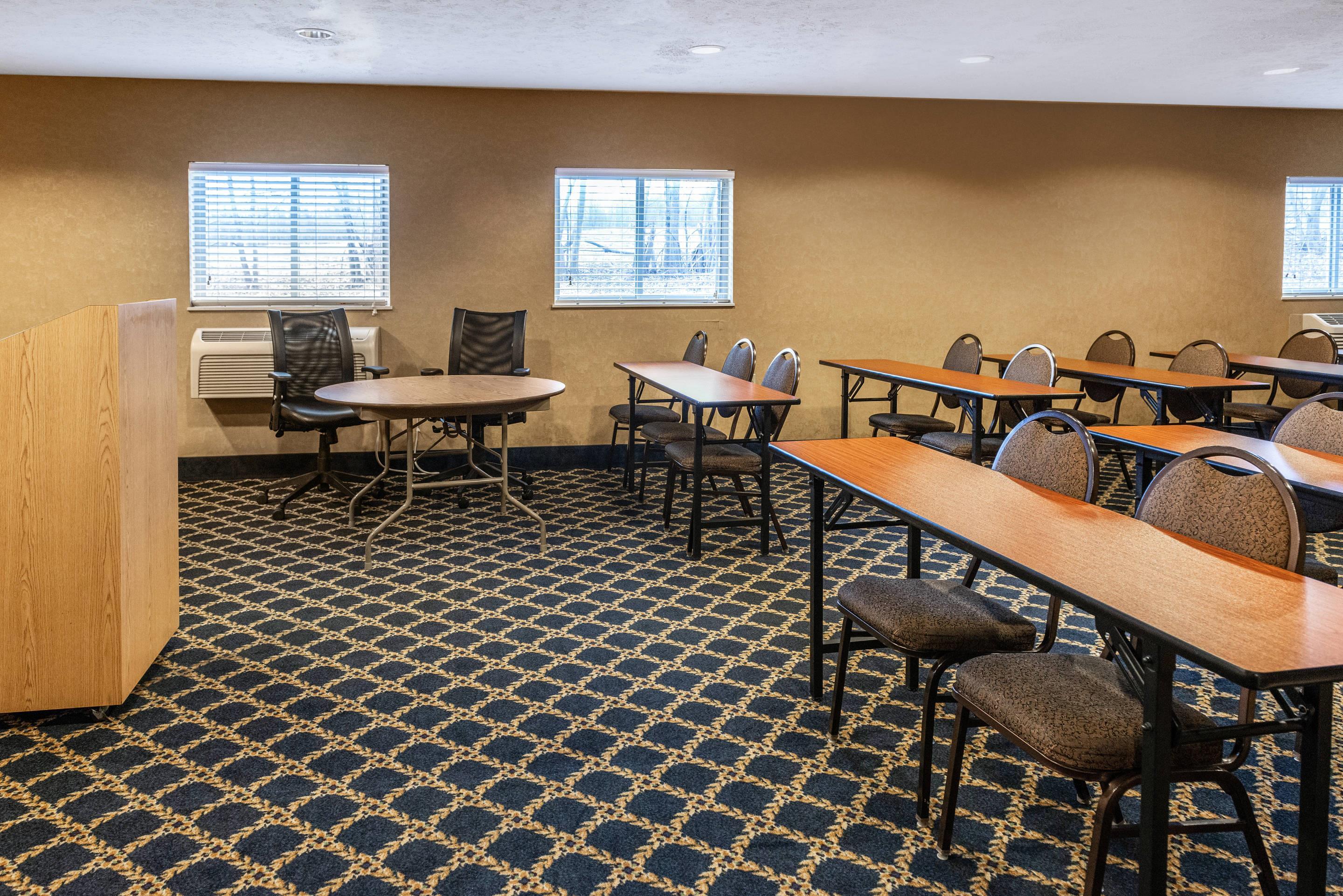 Meeting room | Quality Inn & Suites