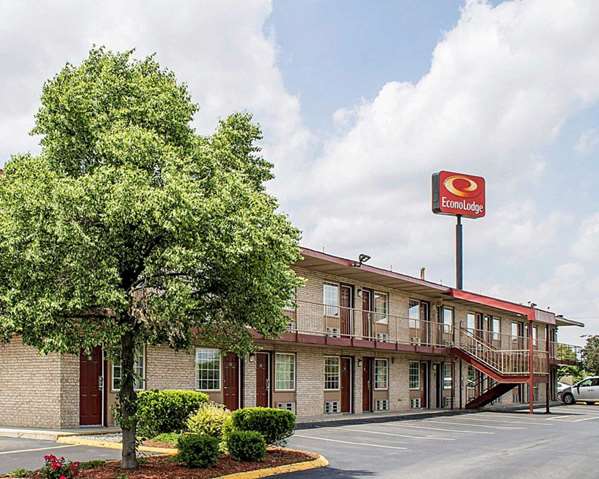 Exterior view - Econo Lodge West Columbus - I-70, Exit 94