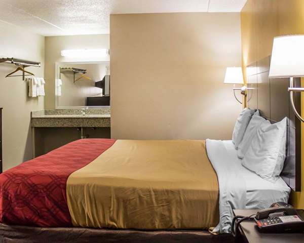  - Econo Lodge West Columbus - I-70, Exit 94