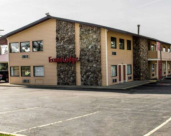 Exterior view - Econo Lodge Wooster