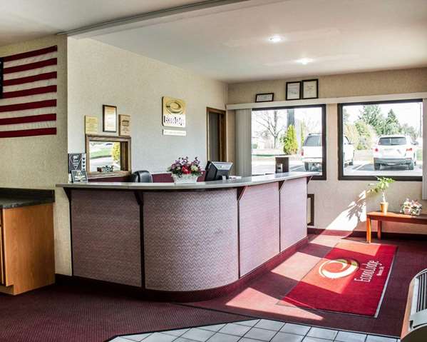  - Econo Lodge Wooster