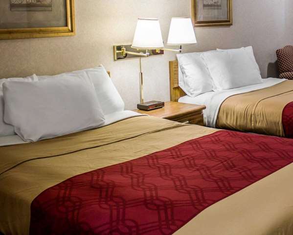  - Econo Lodge Wooster