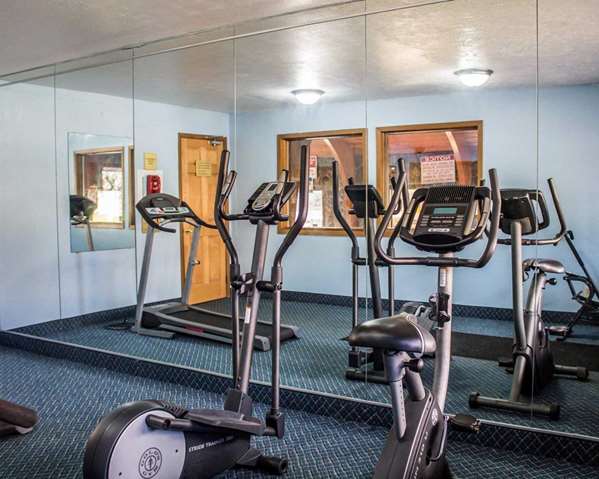 Fitness/ Exercise Room - Econo Lodge Wooster