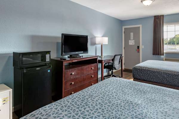  - Econo Lodge Cedar Point South Sandusky
