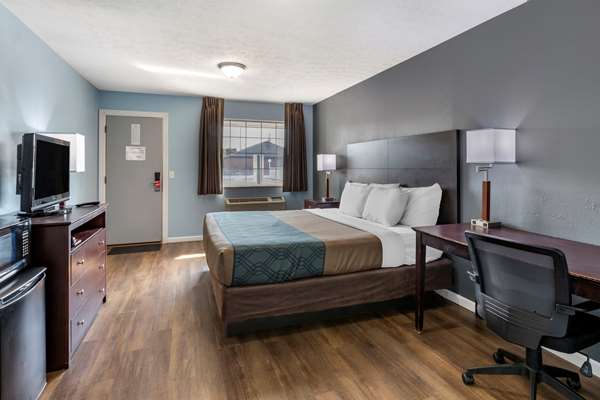  - Econo Lodge Cedar Point South Sandusky