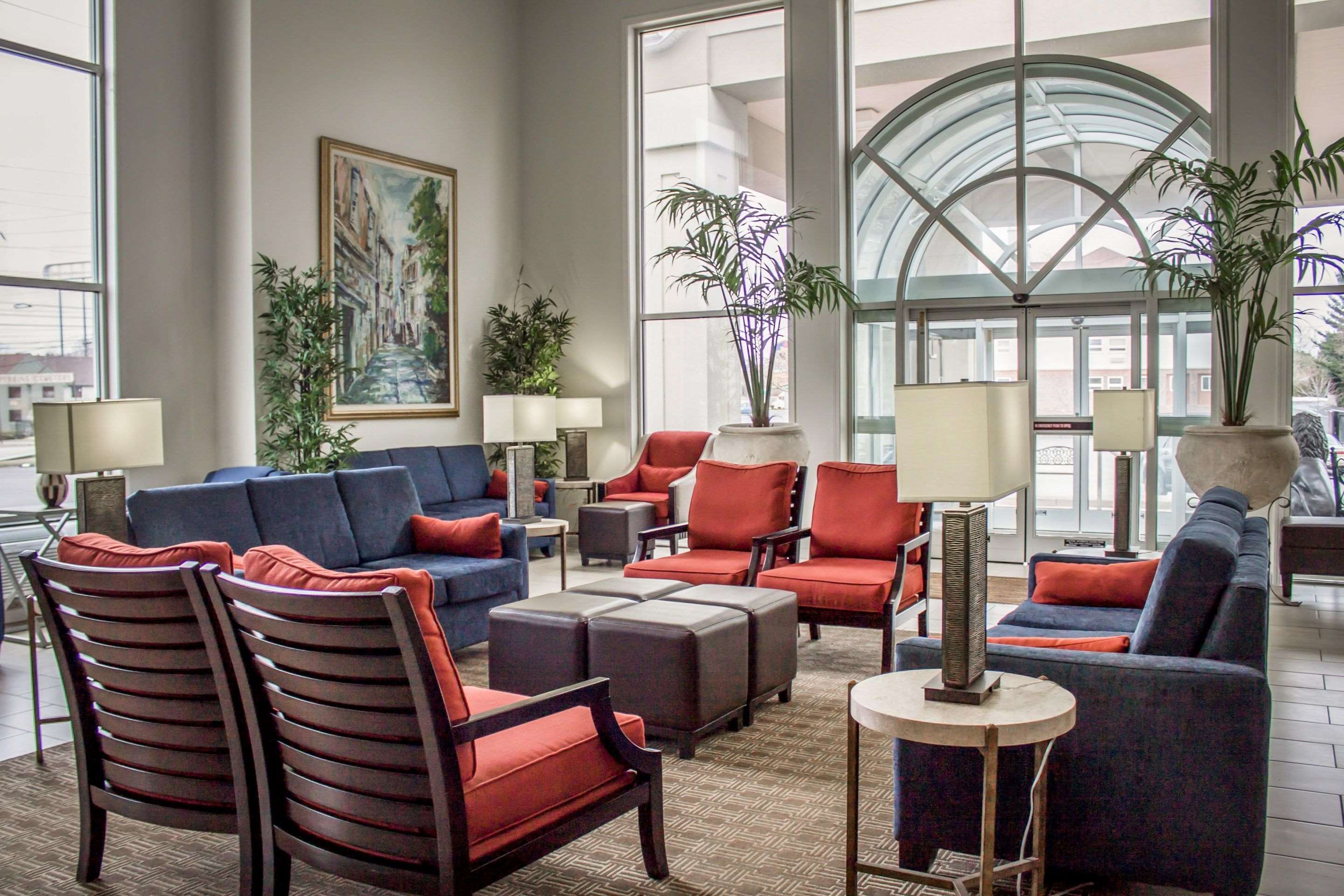 Lobby with sitting area