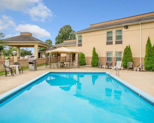 Pool - Comfort Inn Piketon