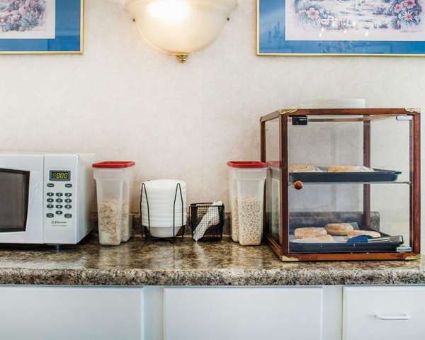 Amenities - Rodeway Inn Findlay - I-75, Exit 159