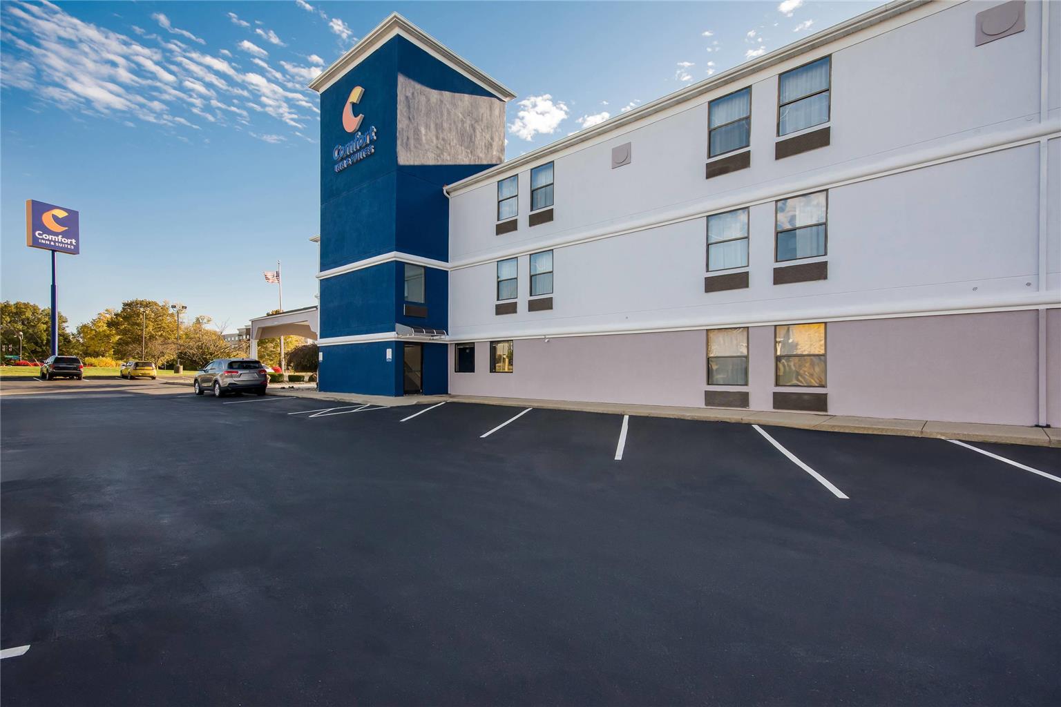 Comfort Inn & Suites Eastgate Cincinnati