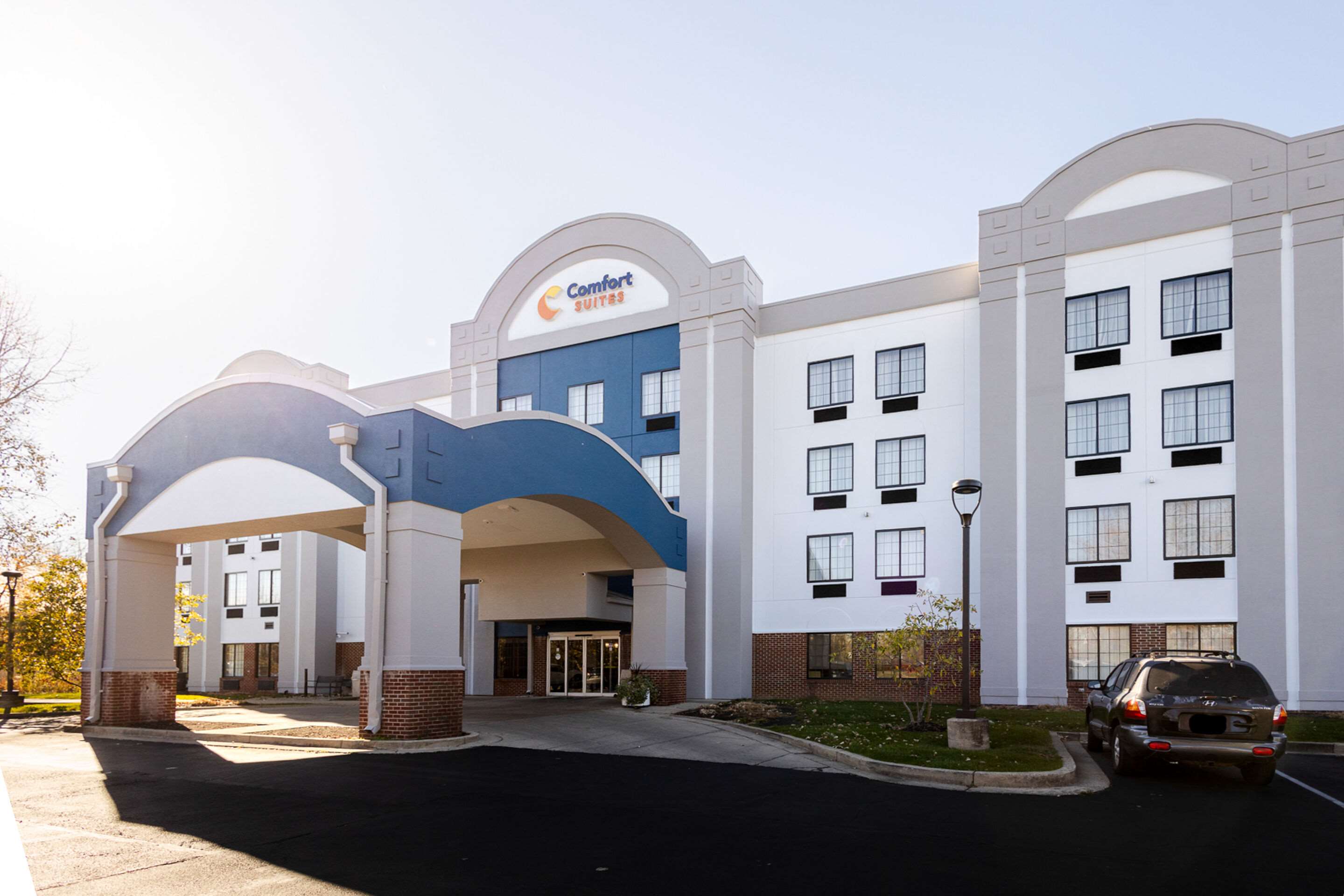 Hotel entrance | Comfort Suites Gatlinburg Downtown-Convention Center