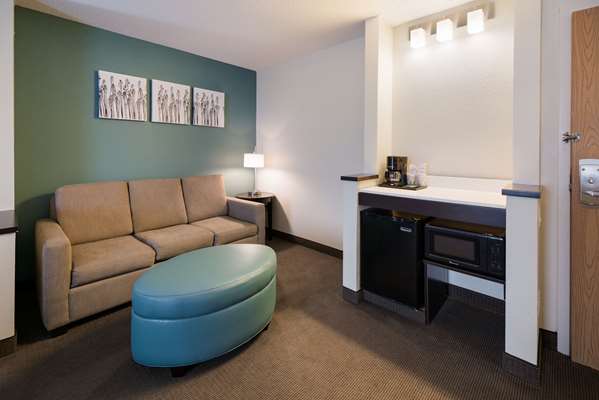  - Sleep Inn & Suites Port Clinton