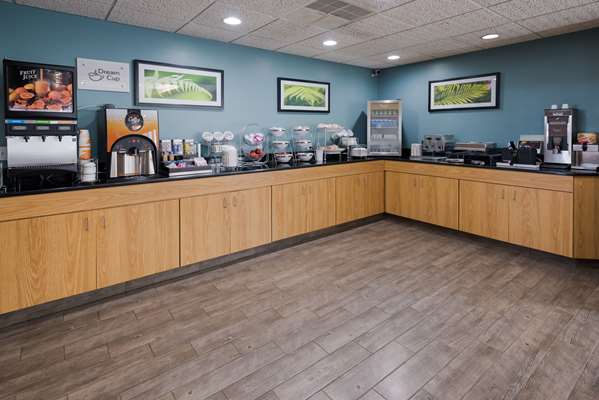 Amenities - Sleep Inn & Suites Port Clinton