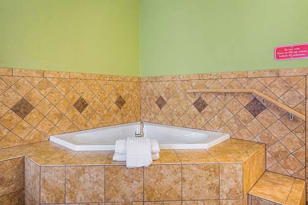  - Comfort Inn Northwest Dayton - I-70, Exit 29