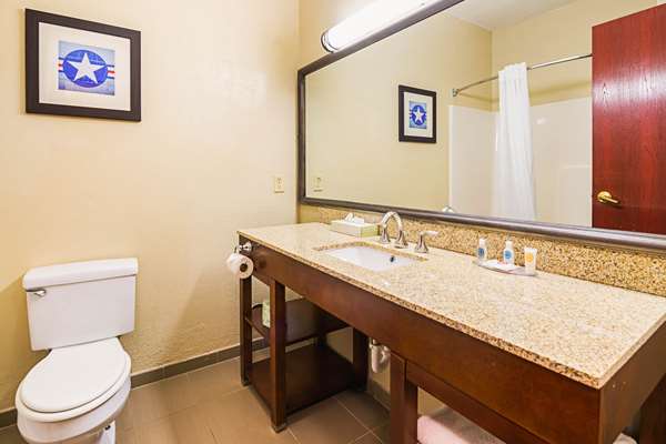  - Comfort Inn Northwest Dayton - I-70, Exit 29
