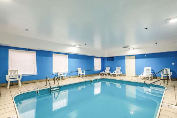 Pool - Comfort Inn Northwest Dayton - I-70, Exit 29