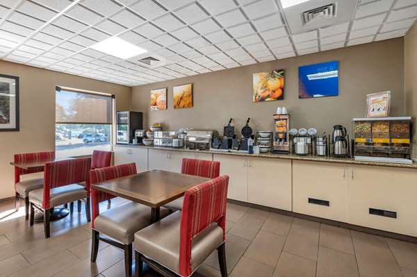 Amenities - Comfort Inn Northwest Dayton - I-70, Exit 29