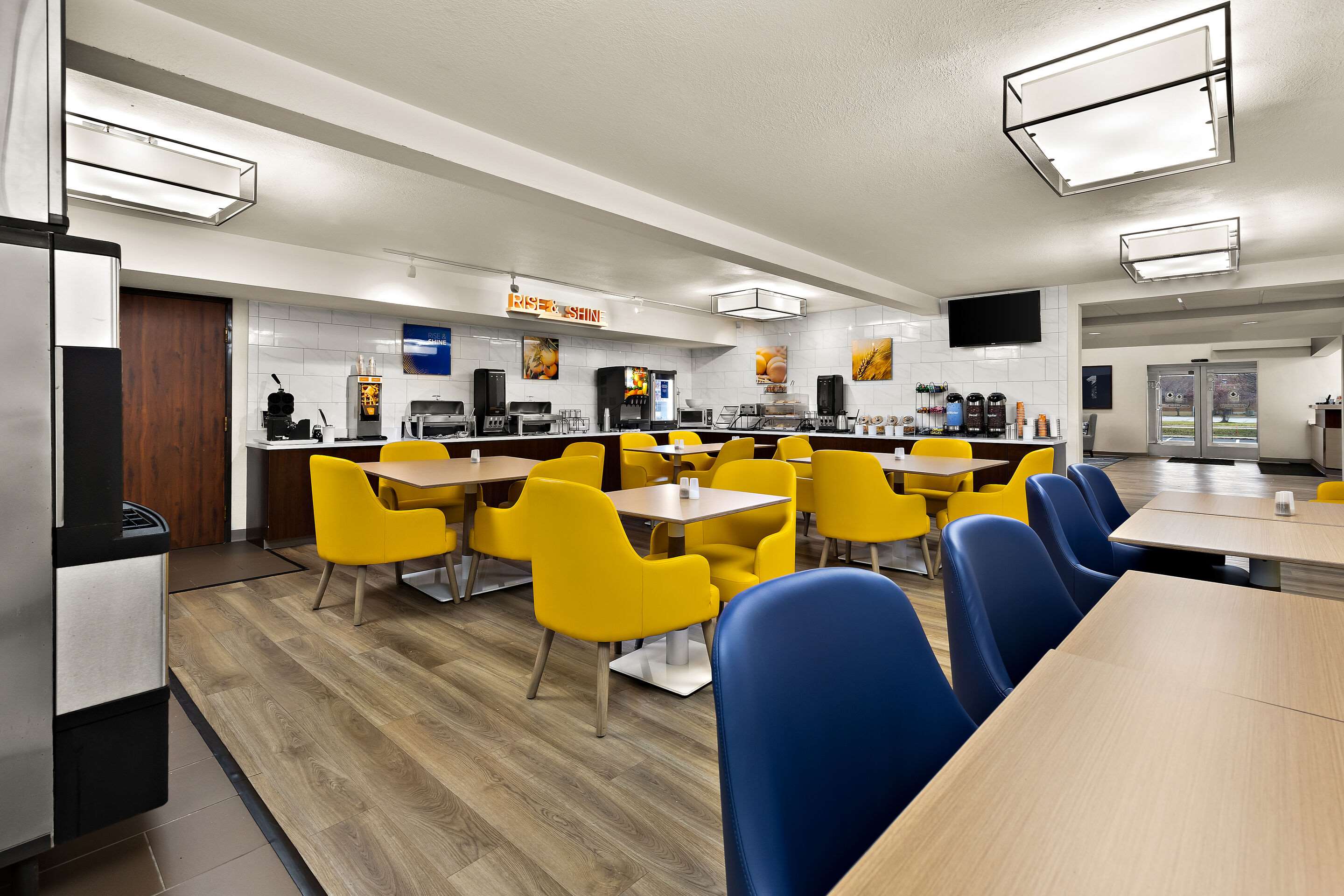 Breakfast area