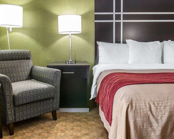  - Comfort Inn & Suites Maumee - I-80 & I-90, Exit 59