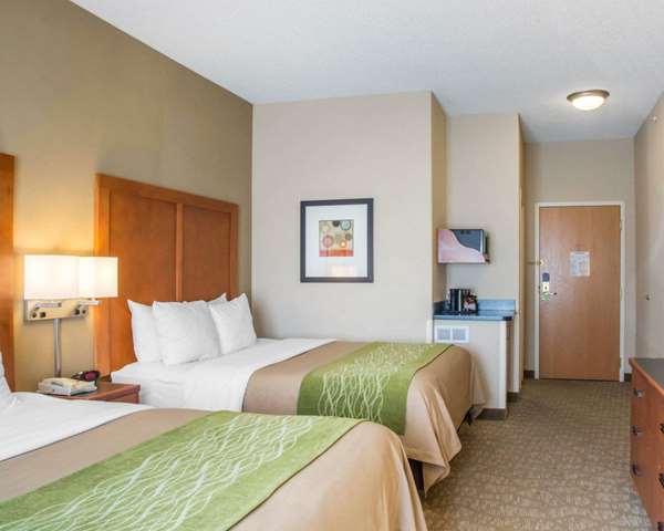  - Comfort Inn & Suites West Chester - I-75, Exit 19