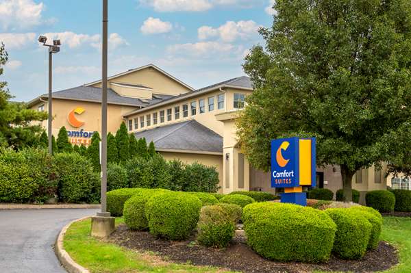Exterior view - Comfort Suites Northwest Columbus - I-71, Exit 111