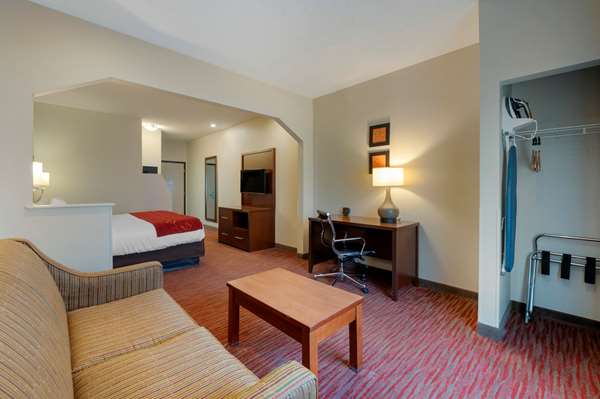 Suite - Comfort Suites Northwest Columbus - I-71, Exit 111