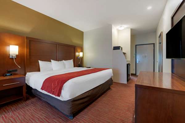 Suite - Comfort Suites Northwest Columbus - I-71, Exit 111