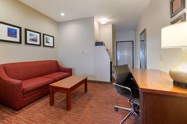 Suite - Comfort Suites Northwest Columbus - I-71, Exit 111