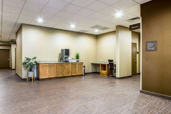  - Comfort Suites Berlin