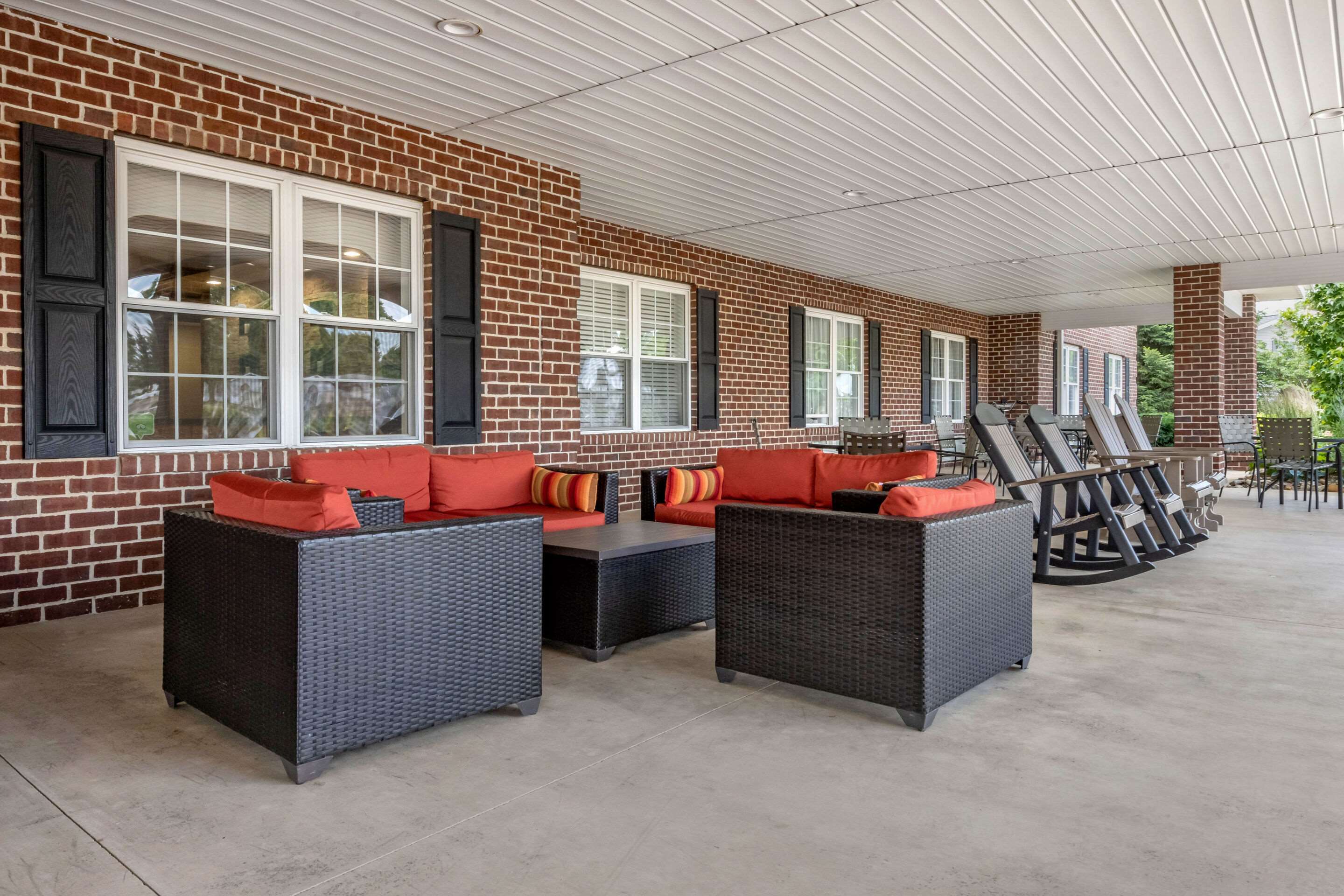 Patio | Comfort Suites Hotel and Conference Center