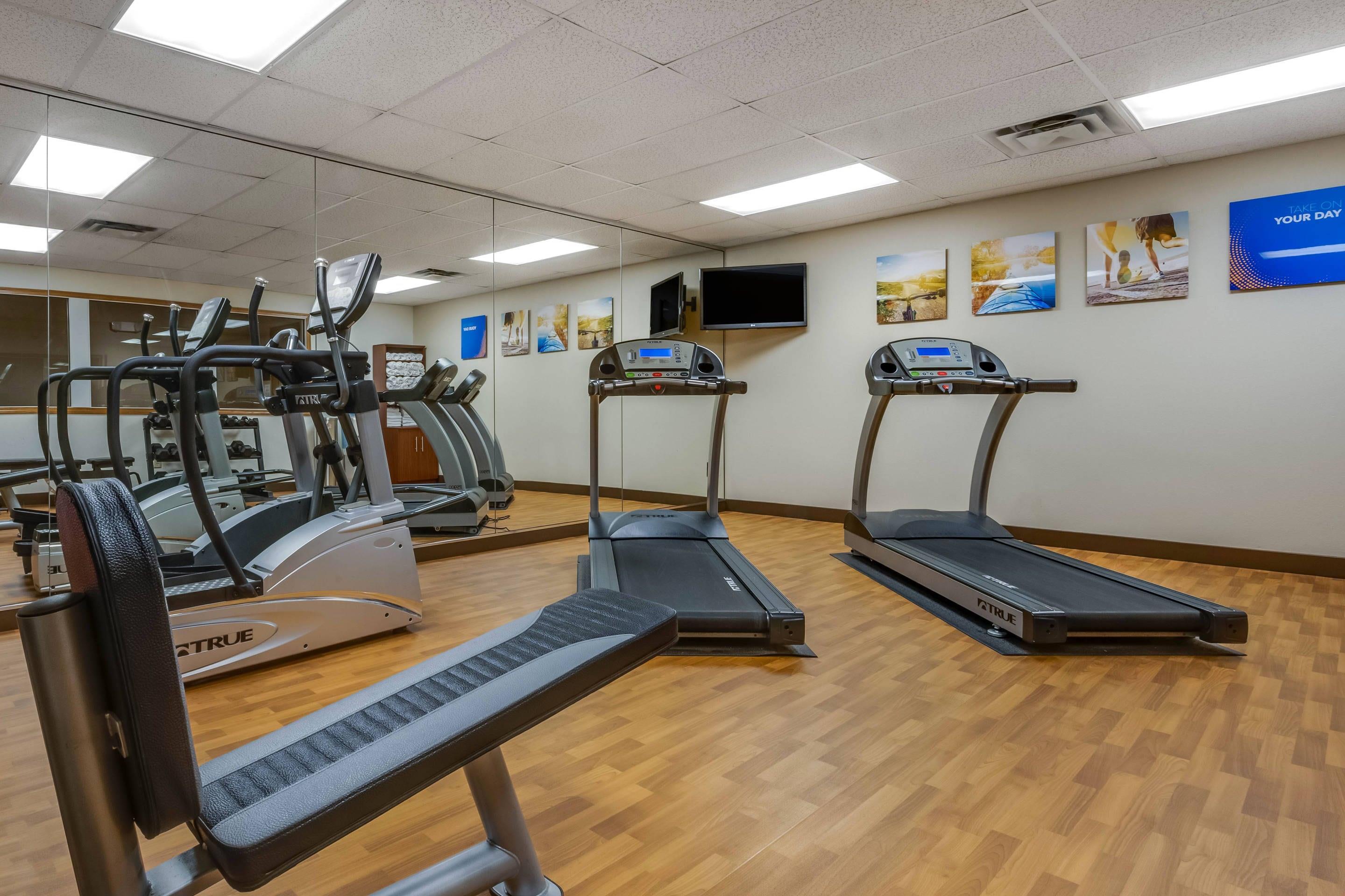 Fitness center | Comfort Suites Hotel and Conference Center