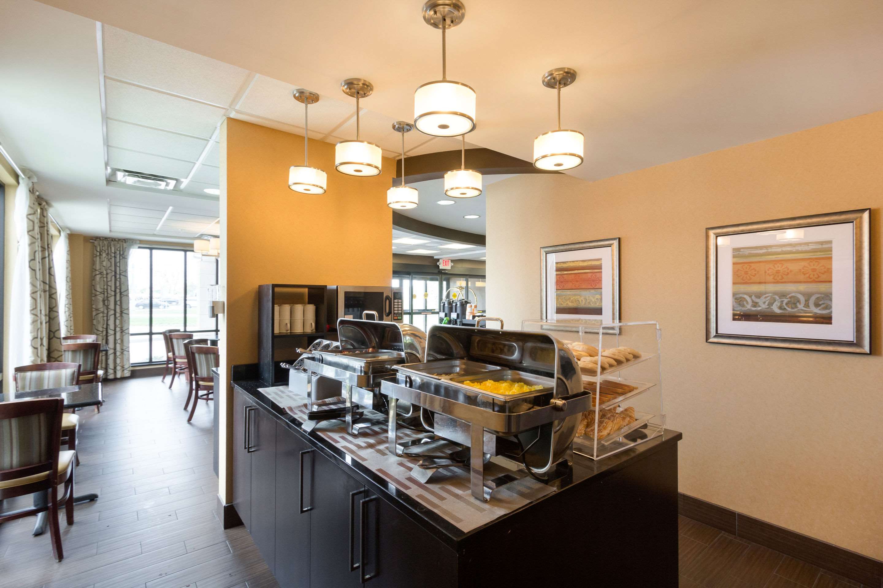 Breakfast area