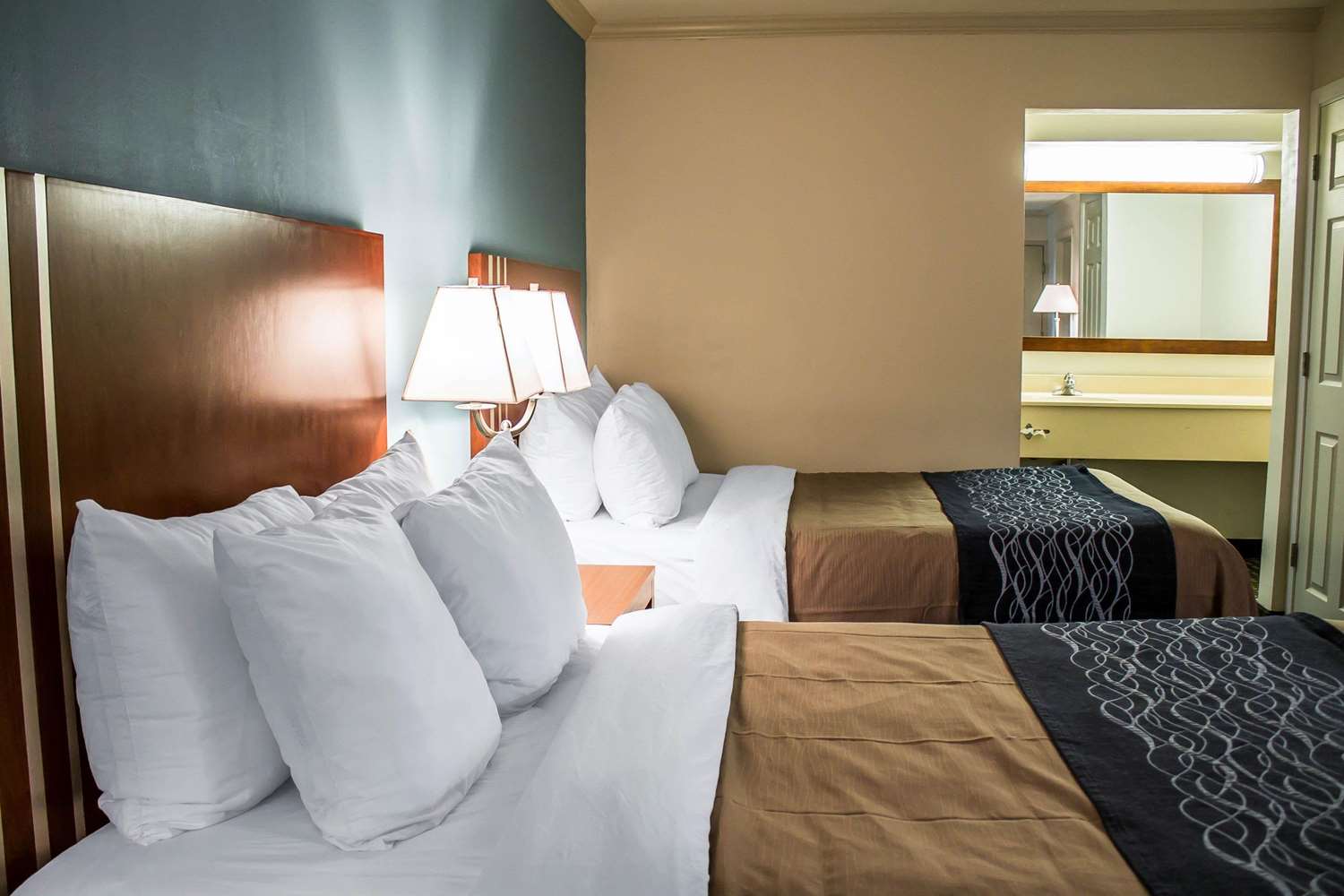 Comfort Inn Suites Austintown Oh See Discounts