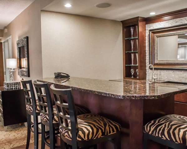  - Comfort Inn & Suites Wadsworth - I-76, Exit 9