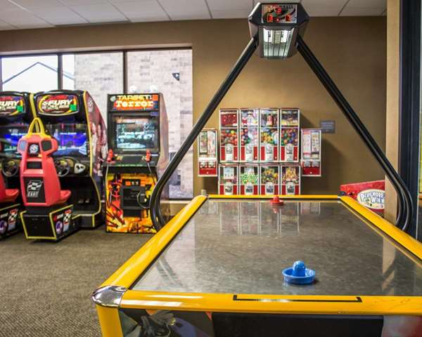  - Comfort Inn & Suites Wadsworth - I-76, Exit 9