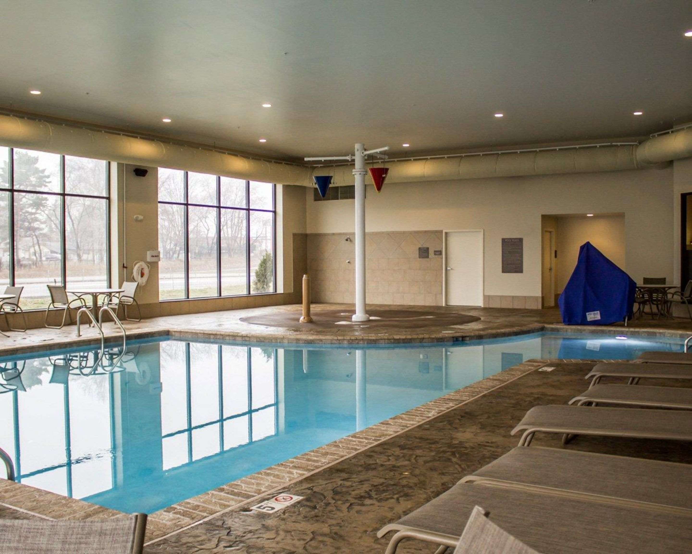 Indoor heated pool with hot tub | Comfort Inn & Suites