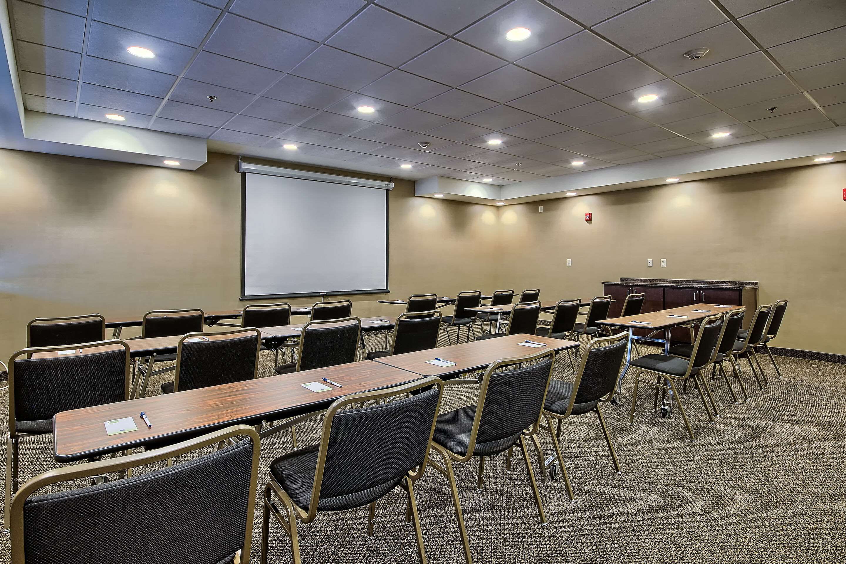 Meeting room | Comfort Inn & Suites